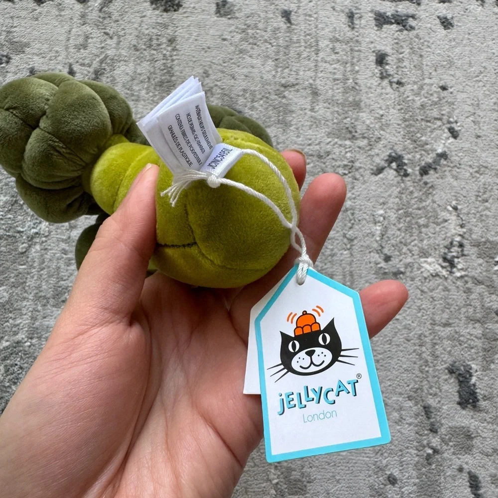 NWT Jellycat Vivacious Broccoli RETIRED